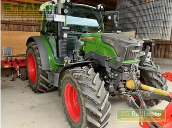 Tractor FENDT 211 Vario