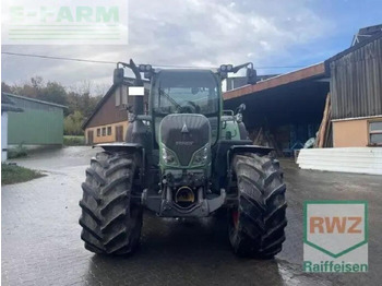 Tractor FENDT 720 Vario