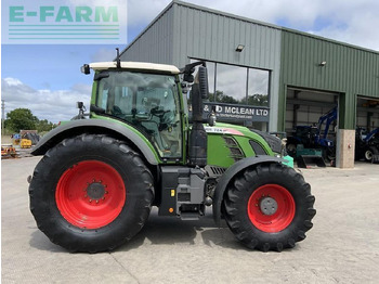 Tractor FENDT 724 Vario