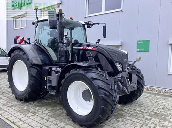 Tractor FENDT 724 Vario