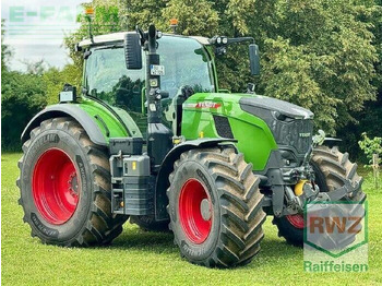 Tractor FENDT 724 Vario