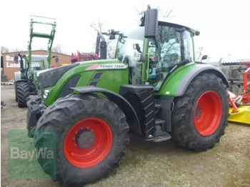 Tractor FENDT 724 Vario