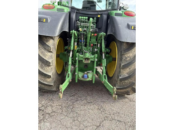 Tractor John Deere 6215r: foto 5