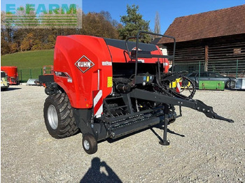 Empacadora de pacas cuadradas KUHN