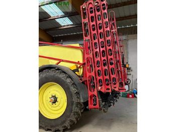 Pulverizador arrastrado Kverneland ikarus s 38: foto 3