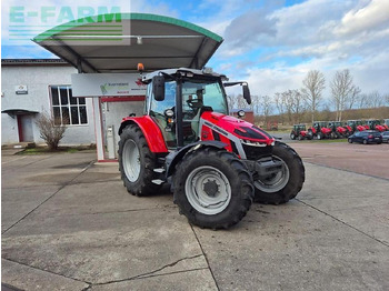 Tractor MASSEY FERGUSON 100 series