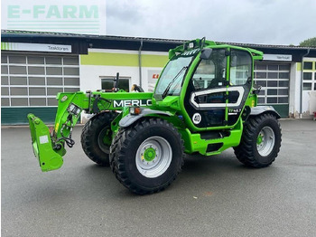 Manipulador telescópico MERLO