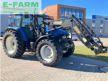Tractor New Holland m 135: foto 3