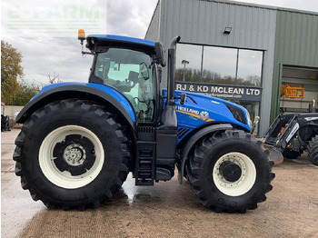 Tractor NEW HOLLAND T7