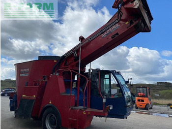 Maquinaria ganadera SILOKING