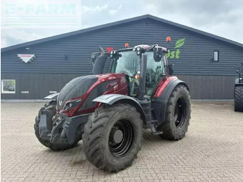 Tractor VALTRA
