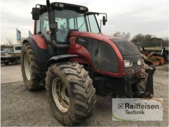 Tractor Valtra T130: foto 1