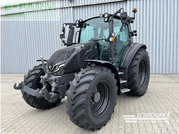 Tractor VALTRA
