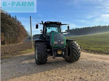 Tractor VALTRA T151