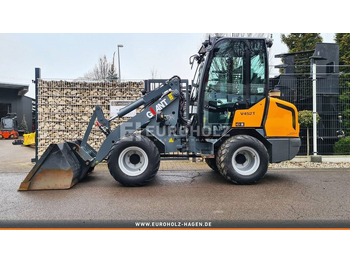 Leasing para GiANT Radlader V452T, Bodenfräse, Mähwerk, Frontschaufel  GiANT Radlader V452T, Bodenfräse, Mähwerk, Frontschaufel: foto 1