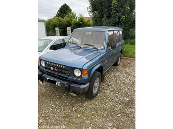 Coche MITSUBISHI