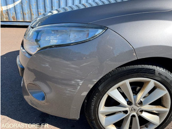 Coche RENAULT MEGANE ESTATE XV DE FRANCE DCI 110: foto 3