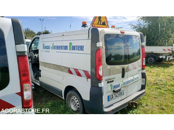 Furgón RENAULT TRAFIC - 2007 - 404190 KM: foto 4