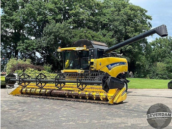 Cosechadora de granos NEW HOLLAND CX series