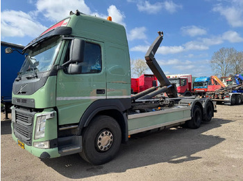 Camión multibasculante VOLVO FM 410