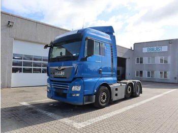 Cabeza tractora MAN TGX 26.460