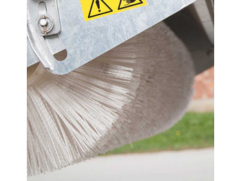 Barredora cucharón para Tractor forestal Sweeper type Typ 600: foto 4