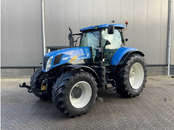 Tractor NEW HOLLAND T7000