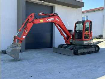 Excavadora VOLVO ECR88D