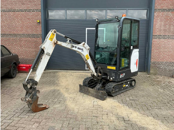 Miniexcavadora BOBCAT E17