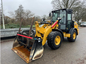 Cargadora de ruedas CATERPILLAR 906