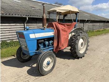 Tractor FORD