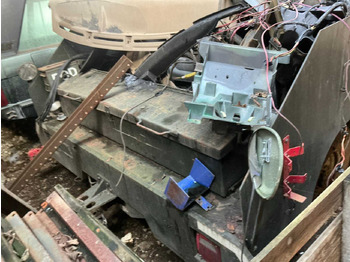 Furgoneta 1999 FORD F-350 COMMERCIAL VEHICLE: foto 5