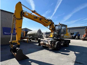 Excavadora de ruedas JCB JS130W
