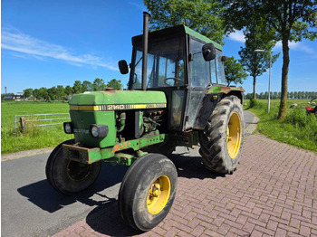 Tractor JOHN DEERE 2140