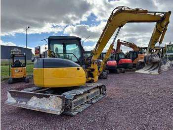 Excavadora KOMATSU PC78MR-6