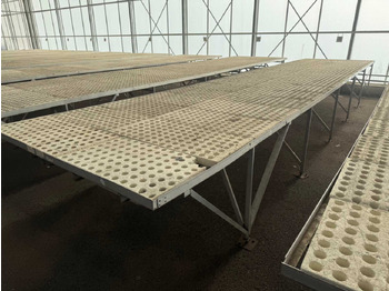 Maquinaria agrícola Aluminum cultivation table (1.82x8.00mtr): foto 2