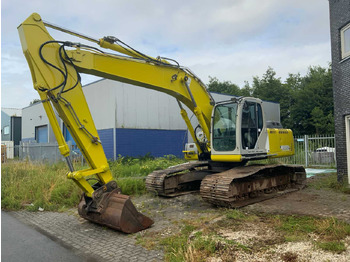 Excavadora de cadenas NEW HOLLAND E215B
