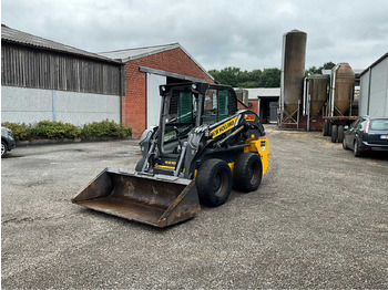Minicargadora NEW HOLLAND