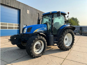 Tractor NEW HOLLAND T6000