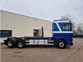 Camión chasis DAF XF 95.430 Euro 4 6x2 Manual-Gear: foto 2