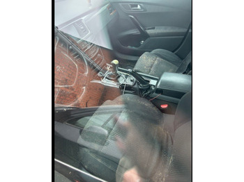 Coche PEUGEOT
