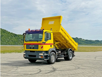 Camión volquete MAN TGM 15.240