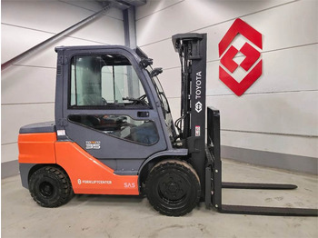 Carretilla elevadora diésel TOYOTA