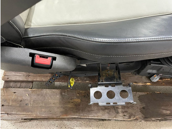 Asiento Volvo FH: foto 5
