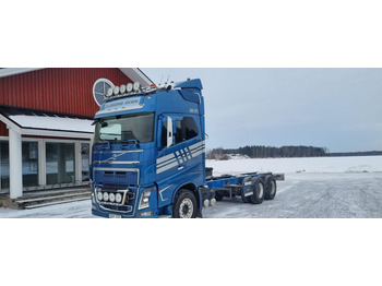 Camión chasis VOLVO FH 750