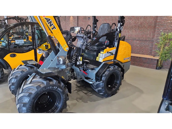 Cargadora articulada GIANT