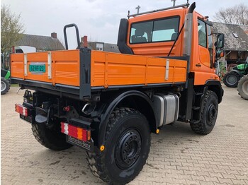 Camión caja abierta, Vehículo municipal Mercedes-Benz Unimog U400: foto 5