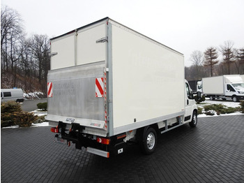 Furgoneta caja cerrada Citroën JUMPER KONTENER WINDA 8 PALET TEMPOMAT NAWIGACJA KLIMATYZACJA 1: foto 3 Furgoneta caja cerrada Citroën JUMPER KONTENER WINDA 8 PALET TEMPOMAT NAWIGACJA KLIMATYZACJA 1: foto 3