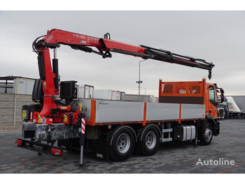 Camión caja abierta, Camión grúa Iveco 420 Flatbed + crane FASSI 185 6x2: foto 5 Camión caja abierta, Camión grúa Iveco 420 Flatbed + crane FASSI 185 6x2: foto 5