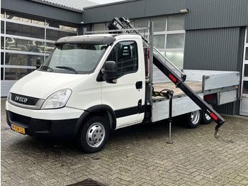 Furgoneta caja abierta IVECO Daily